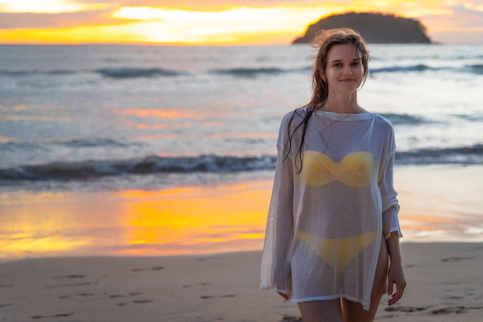 Cashmere Sweater Vs Merino Wool: Cashmere vs. Merino Wool: Which Is Warmer and More Durable?